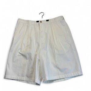 Catalina white shorts Size 38" #summer #beachwear